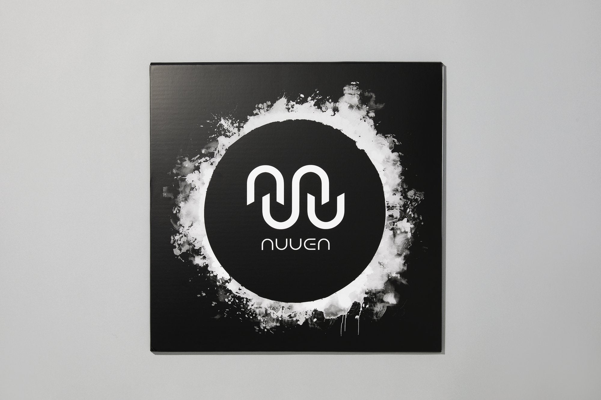 Nuuen Apricot Alpha packaging
